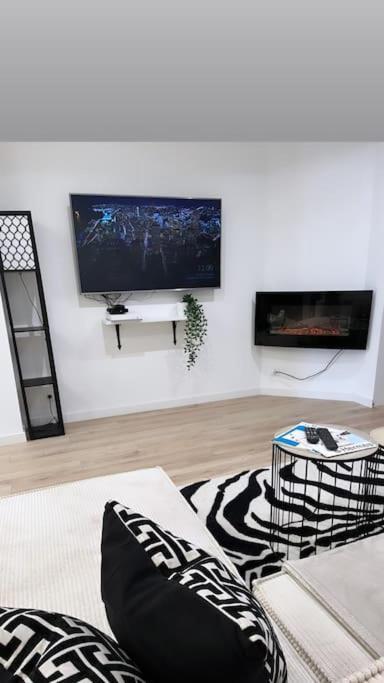Grande Maison Et Jardin Metropole Секлен Экстерьер фото